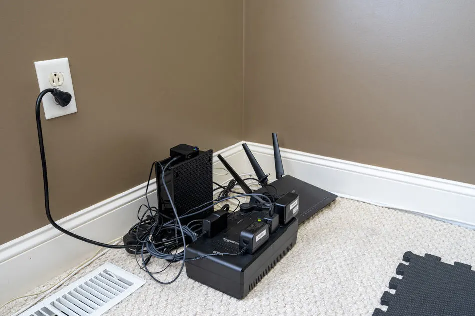 Hiding Modem And Router DIY Storage Home DIY Fun