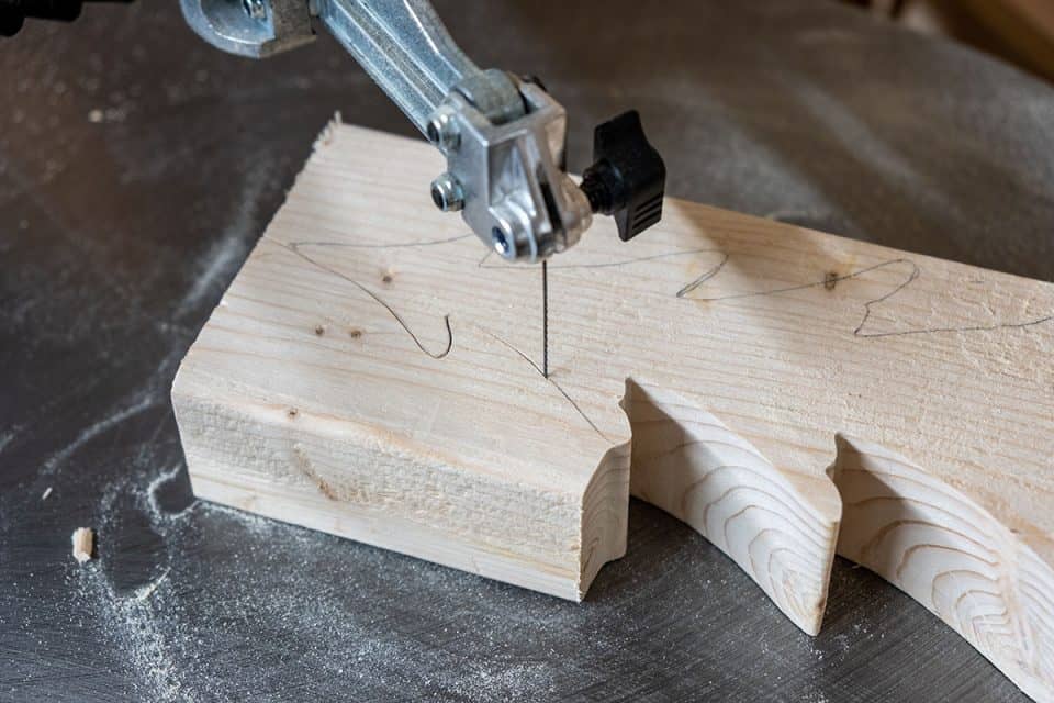 Can a Scroll Saw Cut 2x4? Home DIY Fun