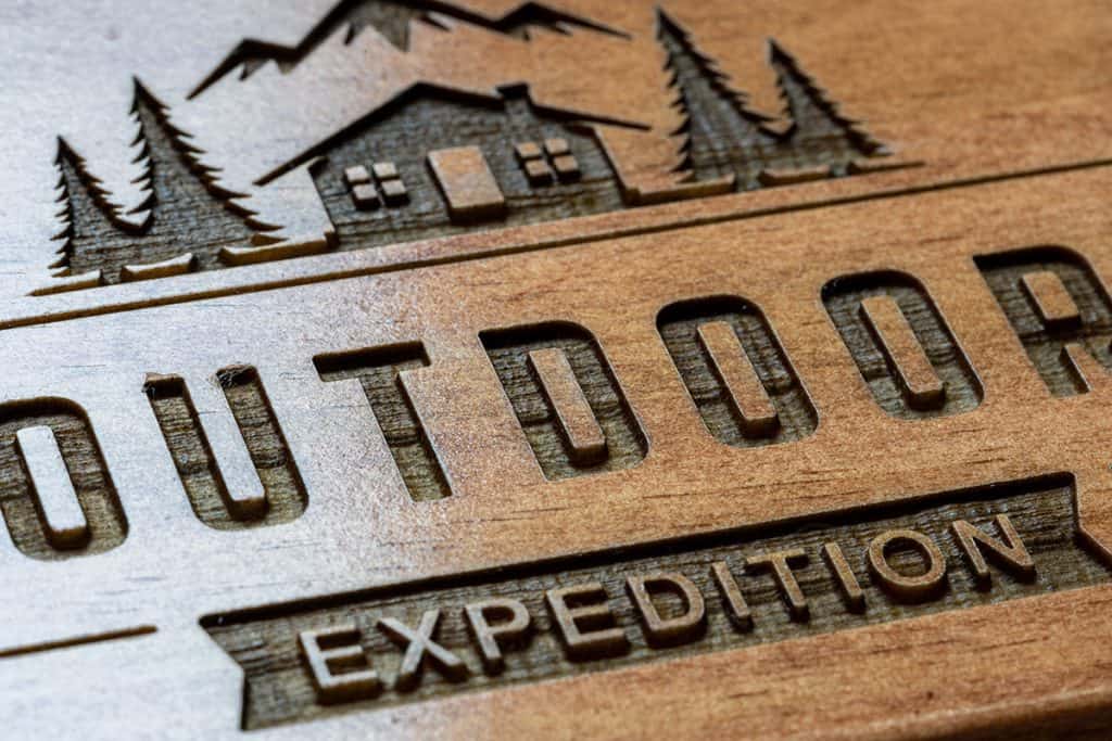Engraving with combination of polyurethane and natural oil